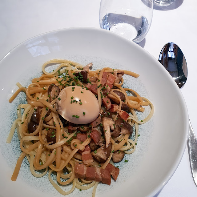 Linguine Bouillon Thaï Oeuf Mollet