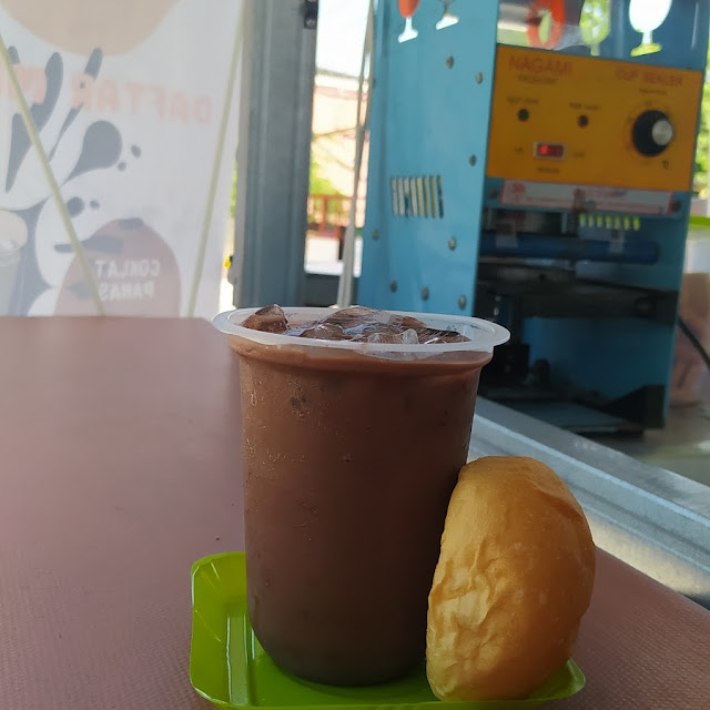 Es Coklat Roti Bulat