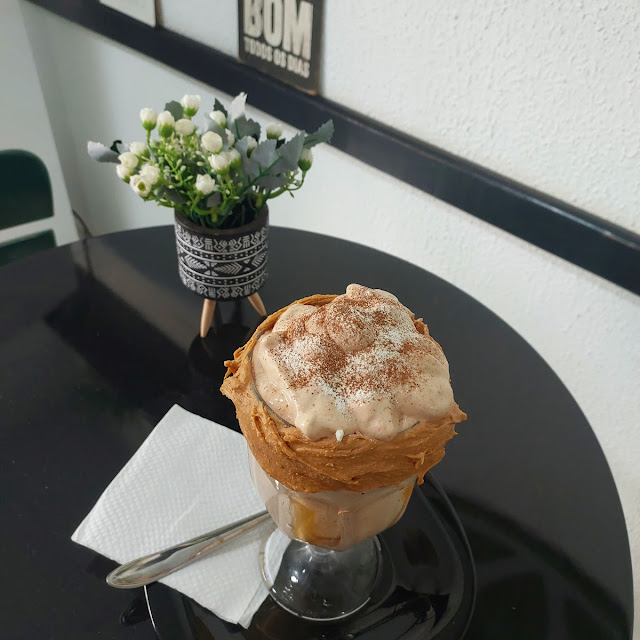 Shake de Café Com Borda de Chocolate