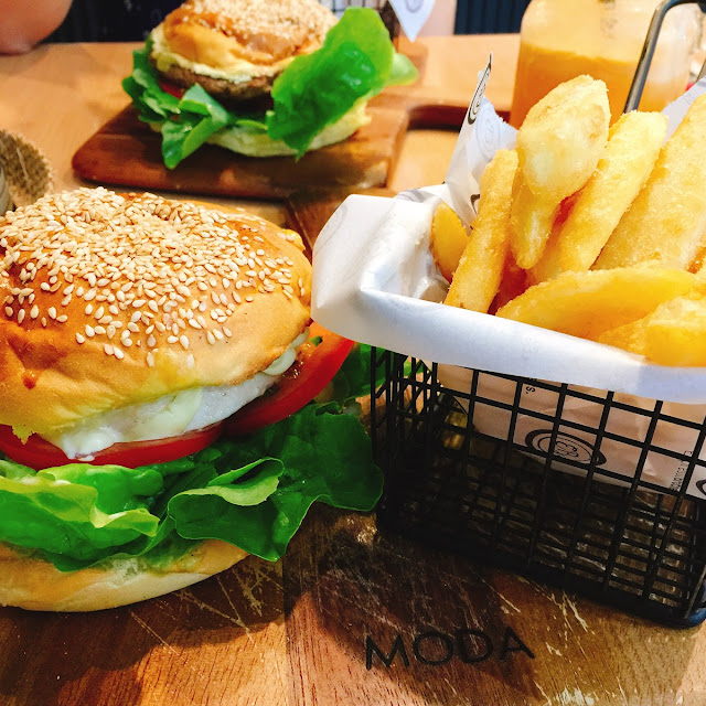 Chicken Burger