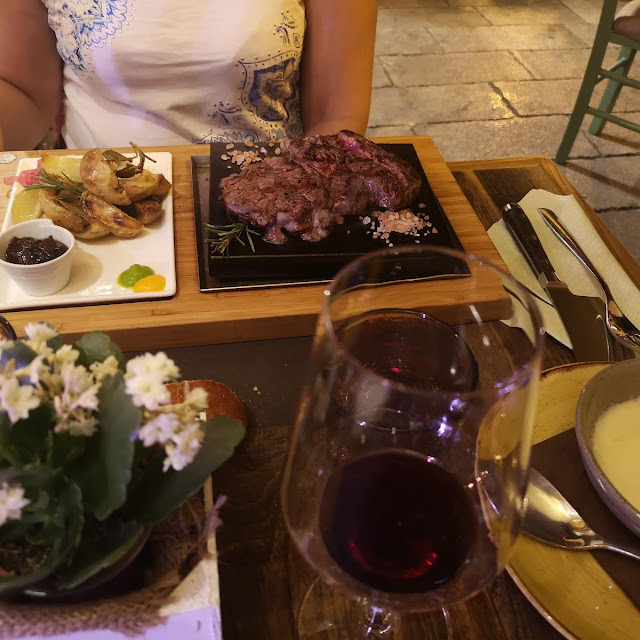 Angus Con Fonduta Di Formaggi Dolci