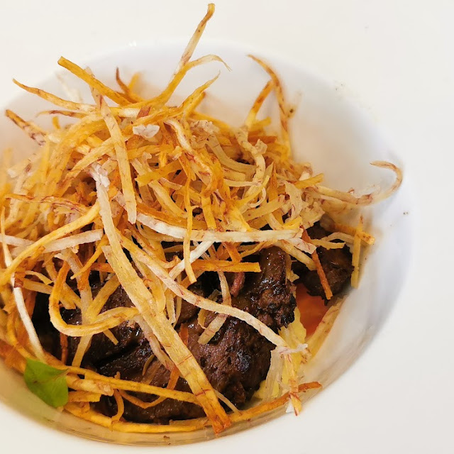Black Truffle & 62c Egg Linguiní w Crispy Taro