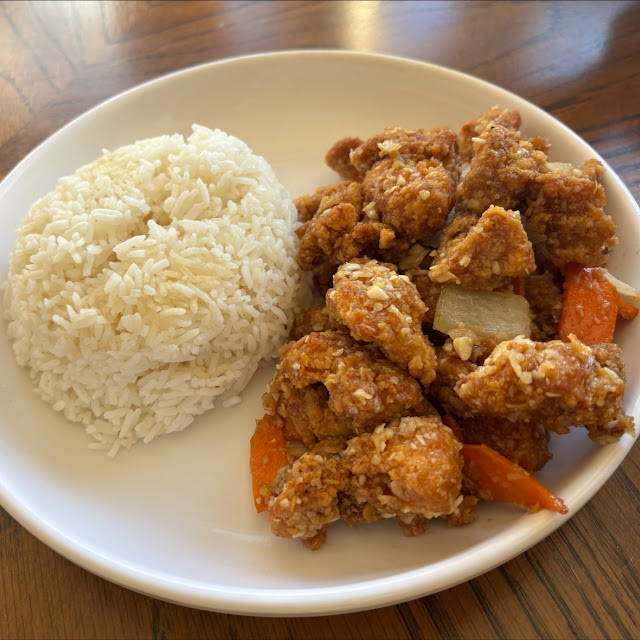 蒜香鸡饭 Garlic Chicken and Vegetable on Rice