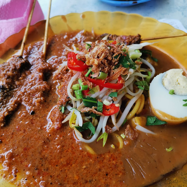 Mee Jawa Daging & Sate Ayam
