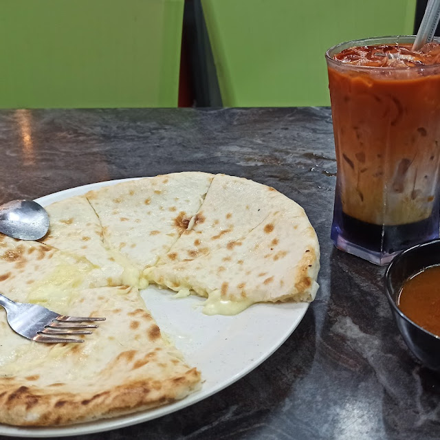 Cheese Naan