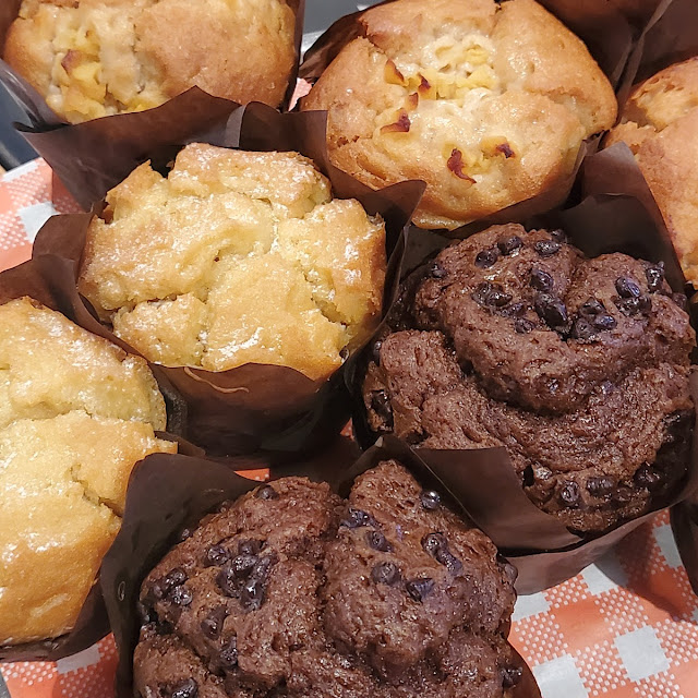 Lemon and Choc Muffins
