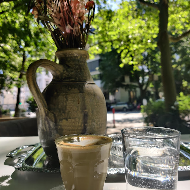 Flat White