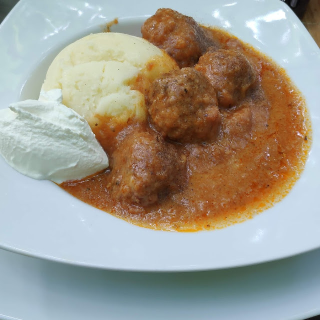Cuftete