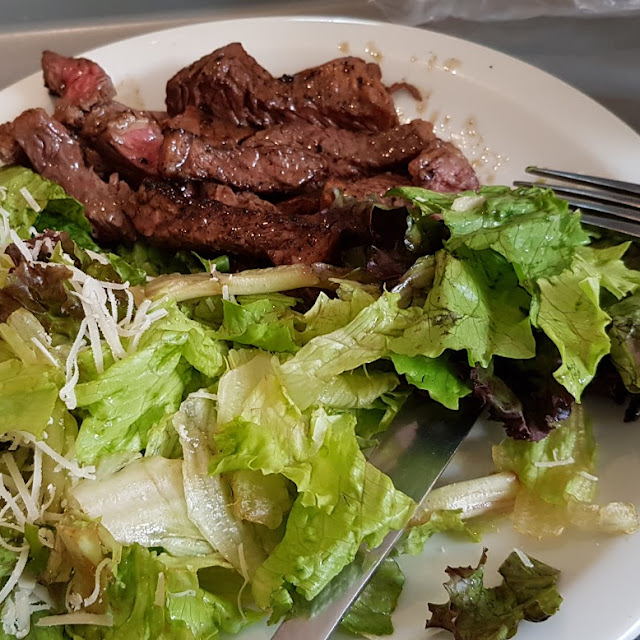 Picanha quinta-feira Com Salada Ceasar