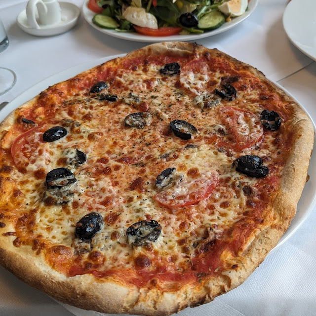 Pizza Napoli