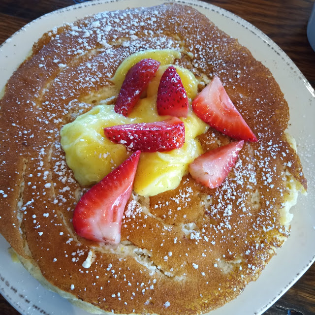 Lemon Ricotta Pancakes