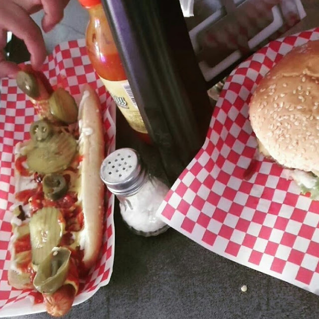 Hotdog Y Hamburguesa