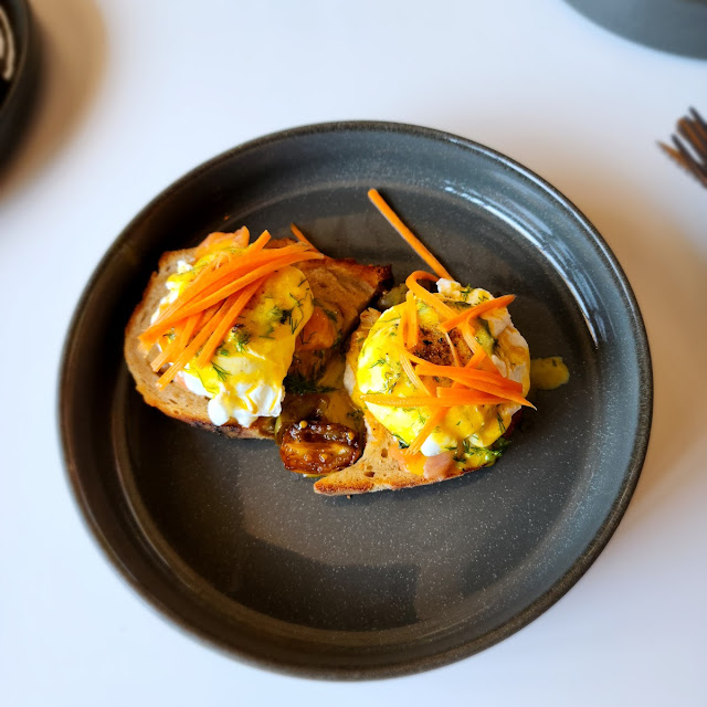 Classic Eggs Benedict