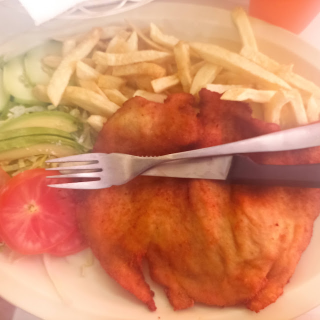 Bistec de Pollo Empanizado