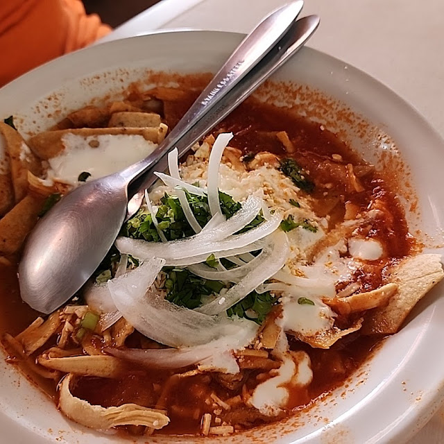 Chilaquiles Rojos
