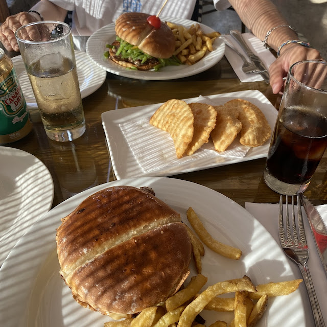 Unas Empanadas