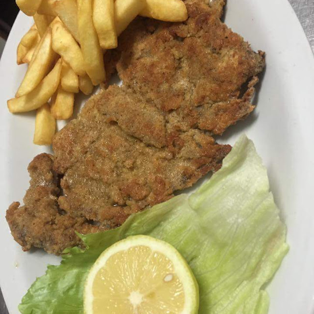 Cotoletta E Patatine Fritte