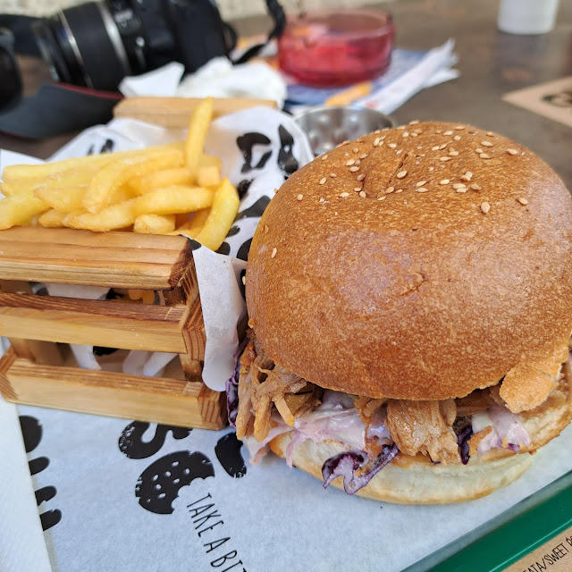 Pulled Pork Burger