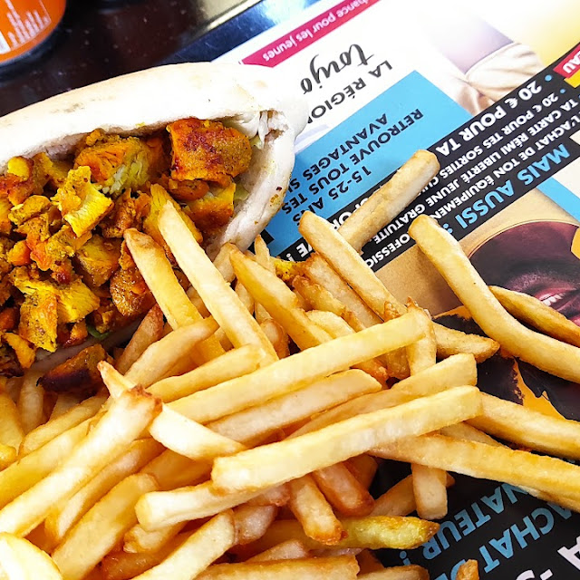 Panini Poulet Curry Et Frites