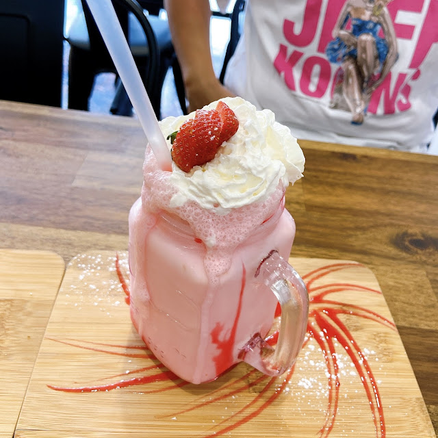 Strawberry Milkshake