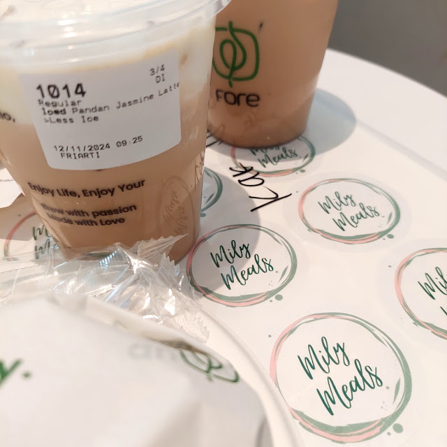Iced Pandan Jasmine Latte