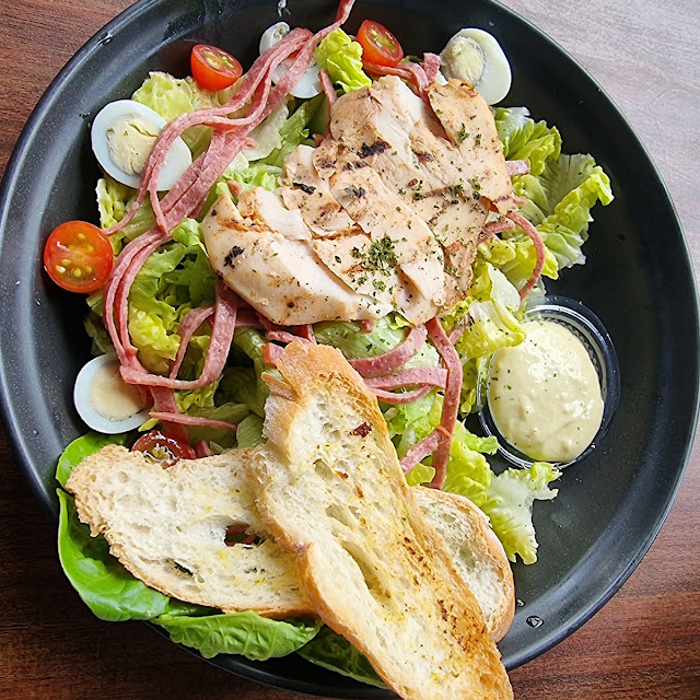 Chicken Caesar Salad