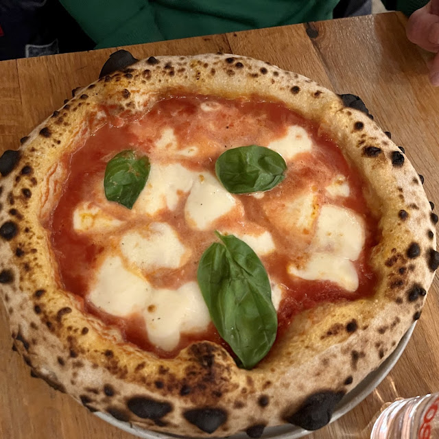 Pizza Margherita
