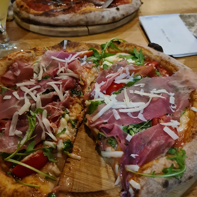 Pizza Crudo