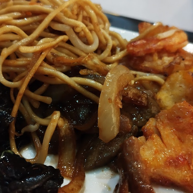 Poulet Au Saké Et Nouilles