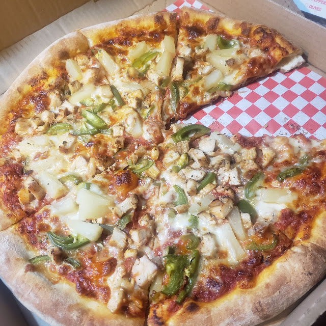 Chicken with Pineapple and Bell Pepper