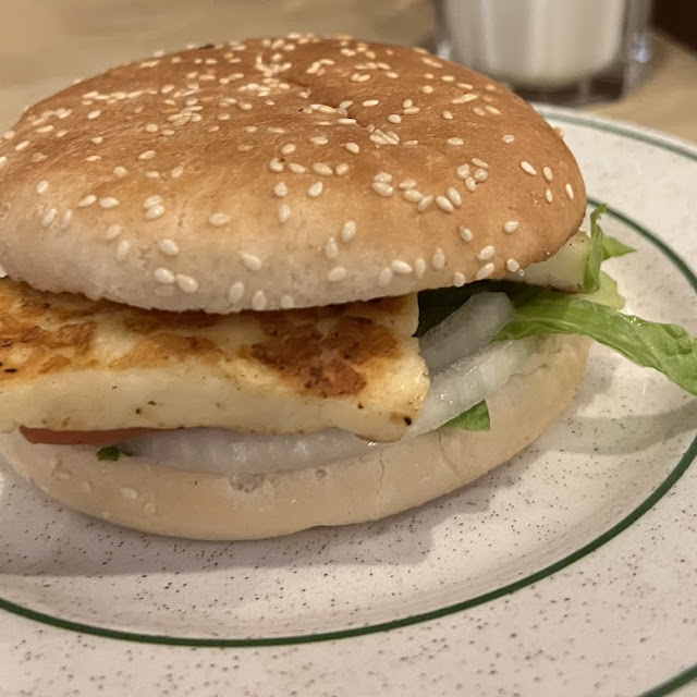 Halloumi Burger