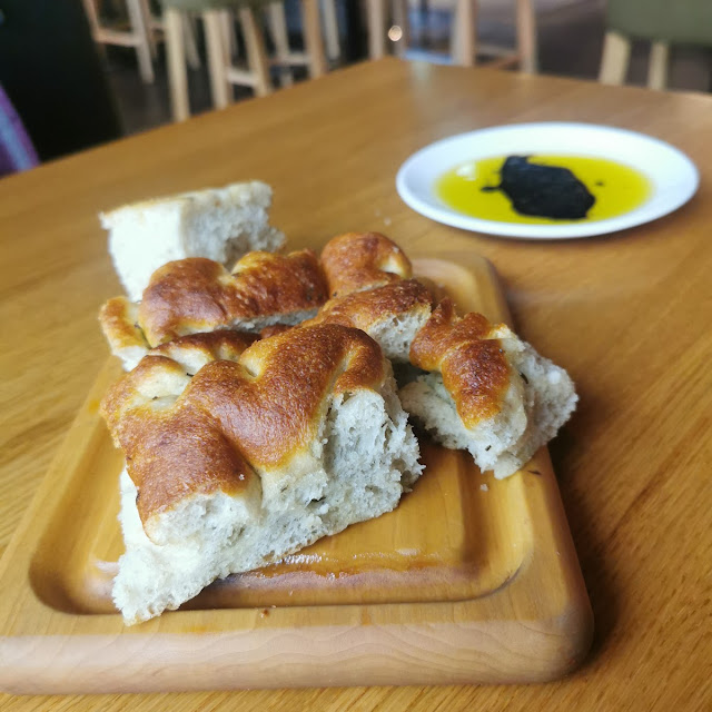 Avocado Focaccia