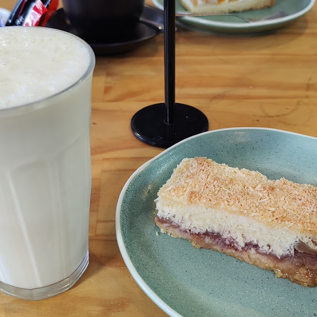 Rhubarb Slice