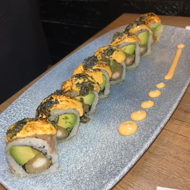 Fuji Roll Dragón Roll Y Acevichado
