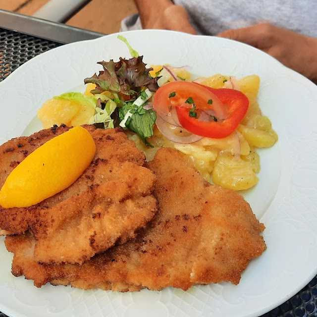 Schnitzel Mit Kartoffelsalat