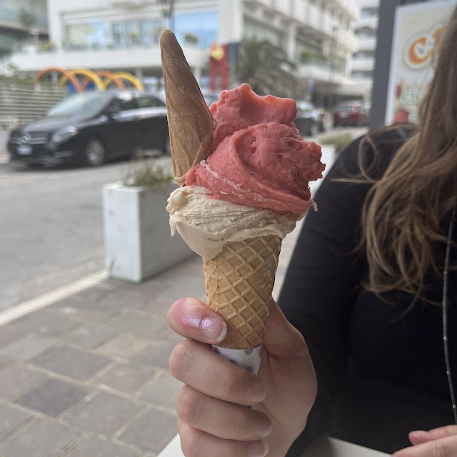 Cono Fragola E Nocciola