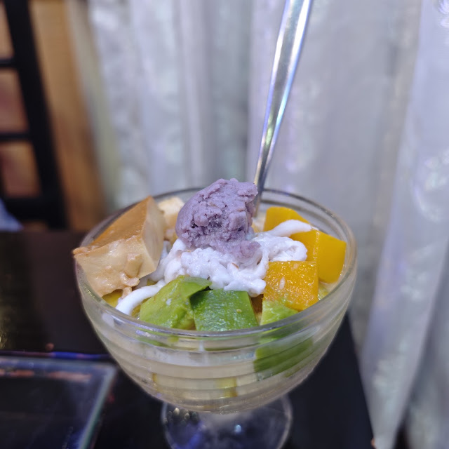 Halo Halo