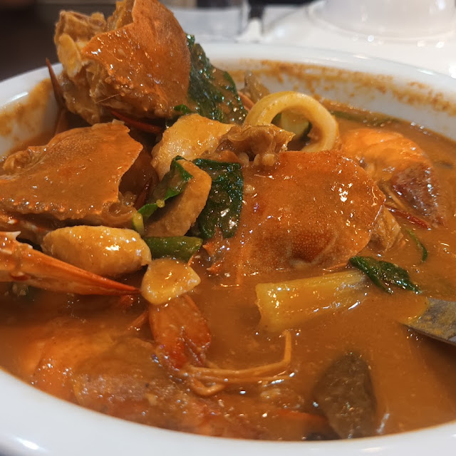 Seafood Kare-Kare