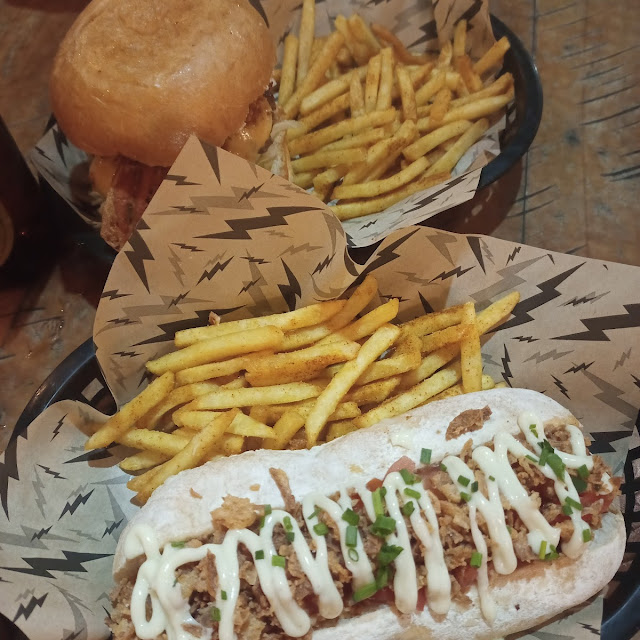 Hot Dog Salchicha Ahumada Y Hamburguesa Germán En Combo