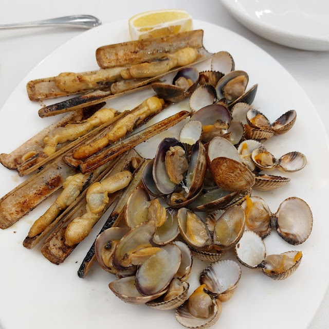 Navalles Escopinyes I Cloïsses Mariscada