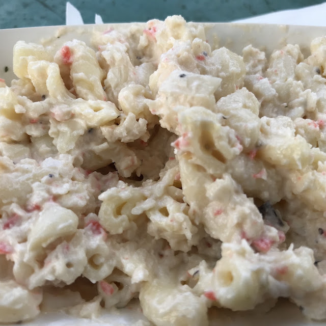 Extra Scoop Crab Mac Salad