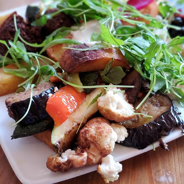 Falafel Plate