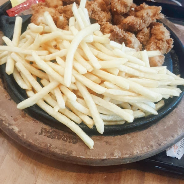 Frango Empanado E Batatas Fritas