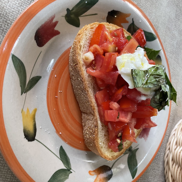 Tomato Basil Bruschetta
