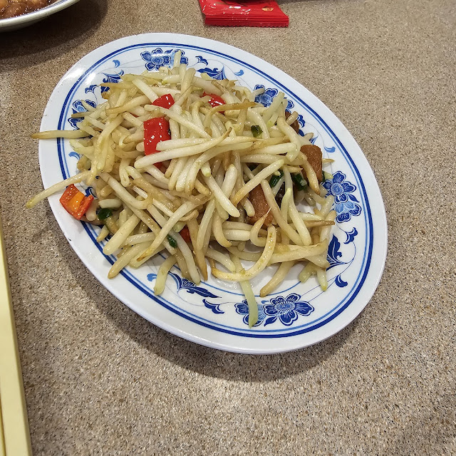 Fried Bean Sprout with Salted Fish