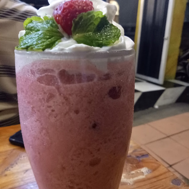 Strawberry Latte