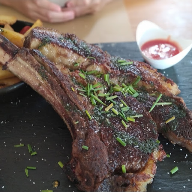 Tomahawk