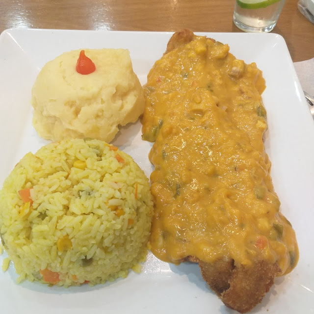 Filé de Peixe Com Purê