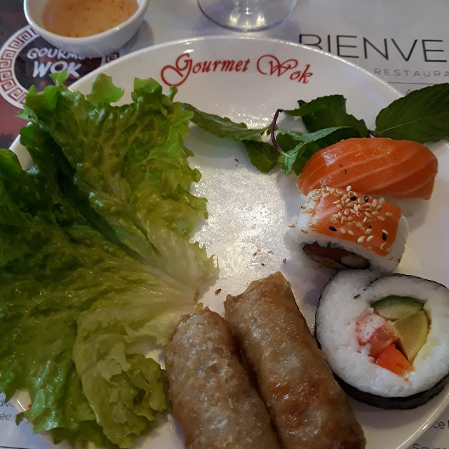 Nems Au Porc Et Sushi