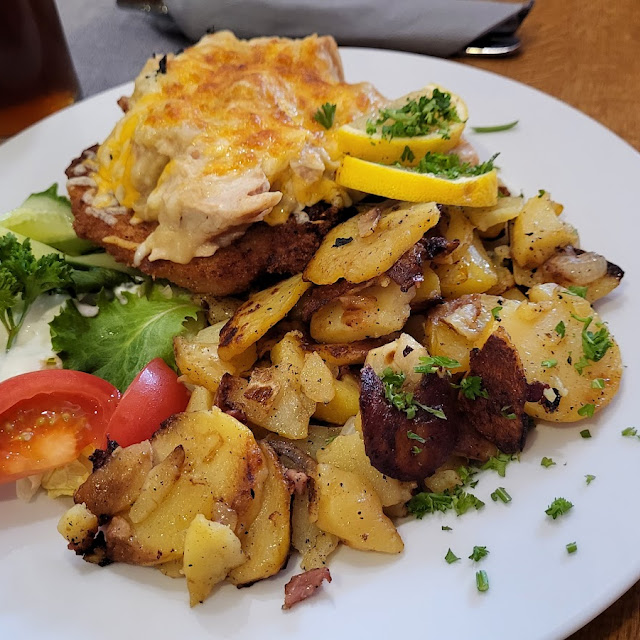 Schnitzel Mit Würzfleisch